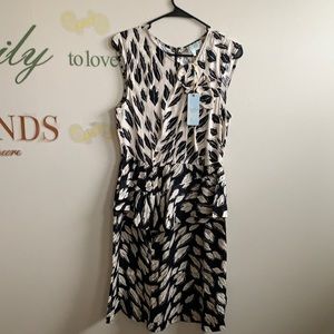 Tracy Reese size 10 cream & black w/ leaf pattern
